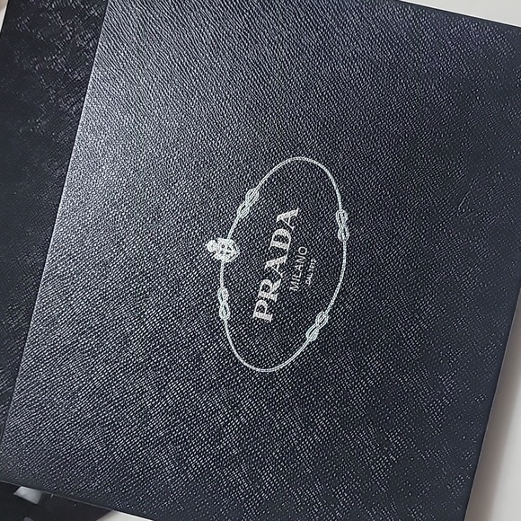 PRADA Suede Pumps - Picture 4 of 5